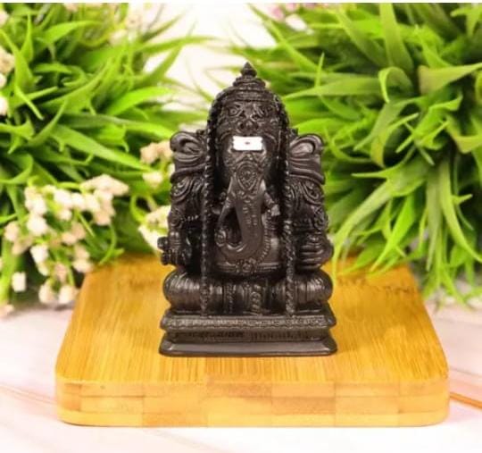 Putrika Natural Black Karungali Ganesh Idol – Original Ebony Look Vinayagar Statue for Home & Pooja Decor