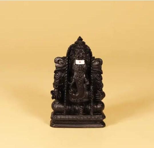 Putrika Natural Black Karungali Ganesh Idol – Original Ebony Look Vinayagar Statue for Home & Pooja Decor